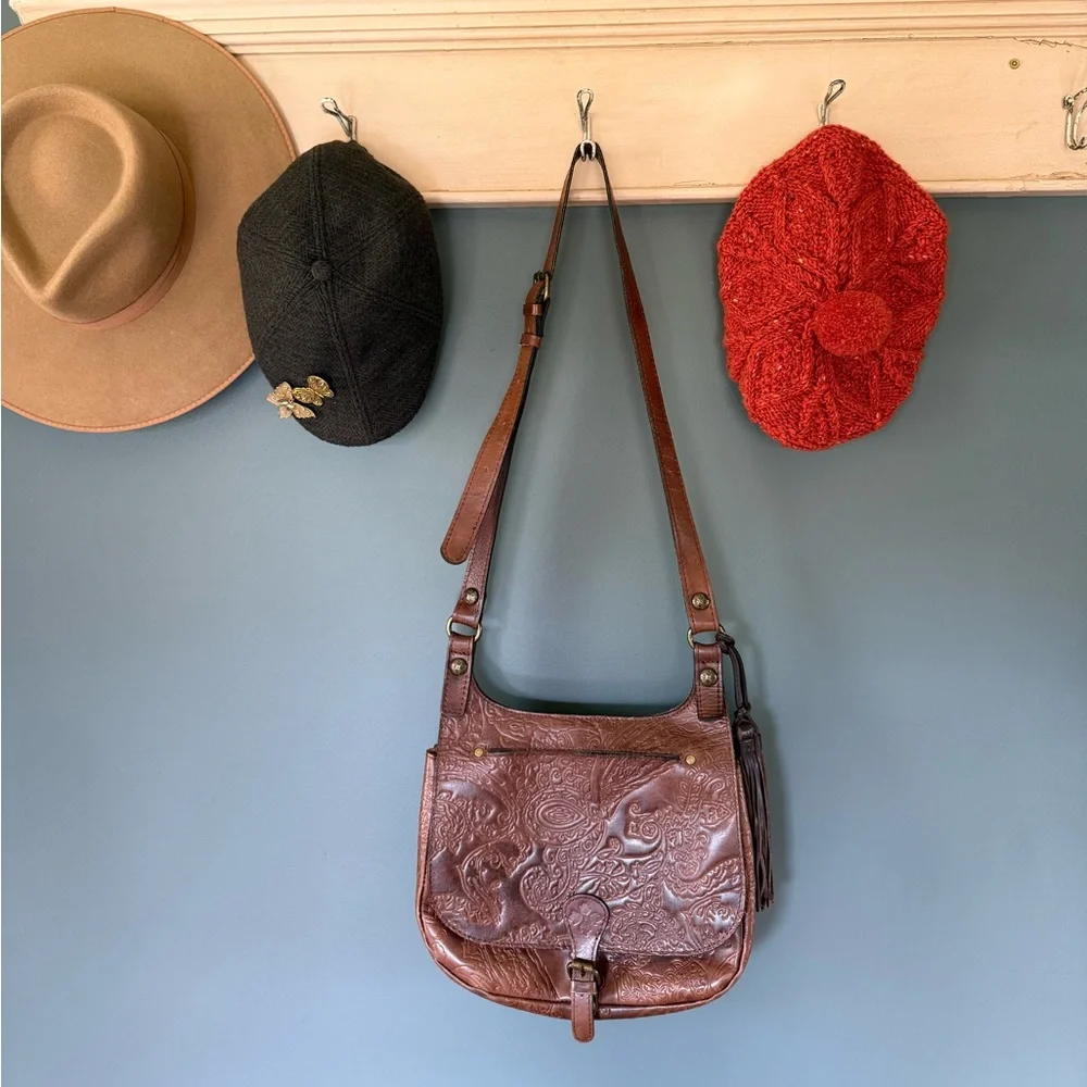 Patricia Nash Tooling Italian Leather Crossbody saddle bag purse - Picture 4 of 13